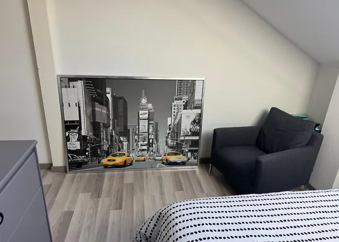 Appartement Bes,, Attique Neuf Avec Confort
