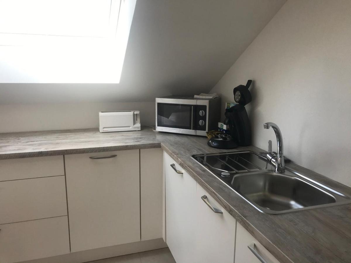 Bes,, Attique Neuf Avec Confort Apartment